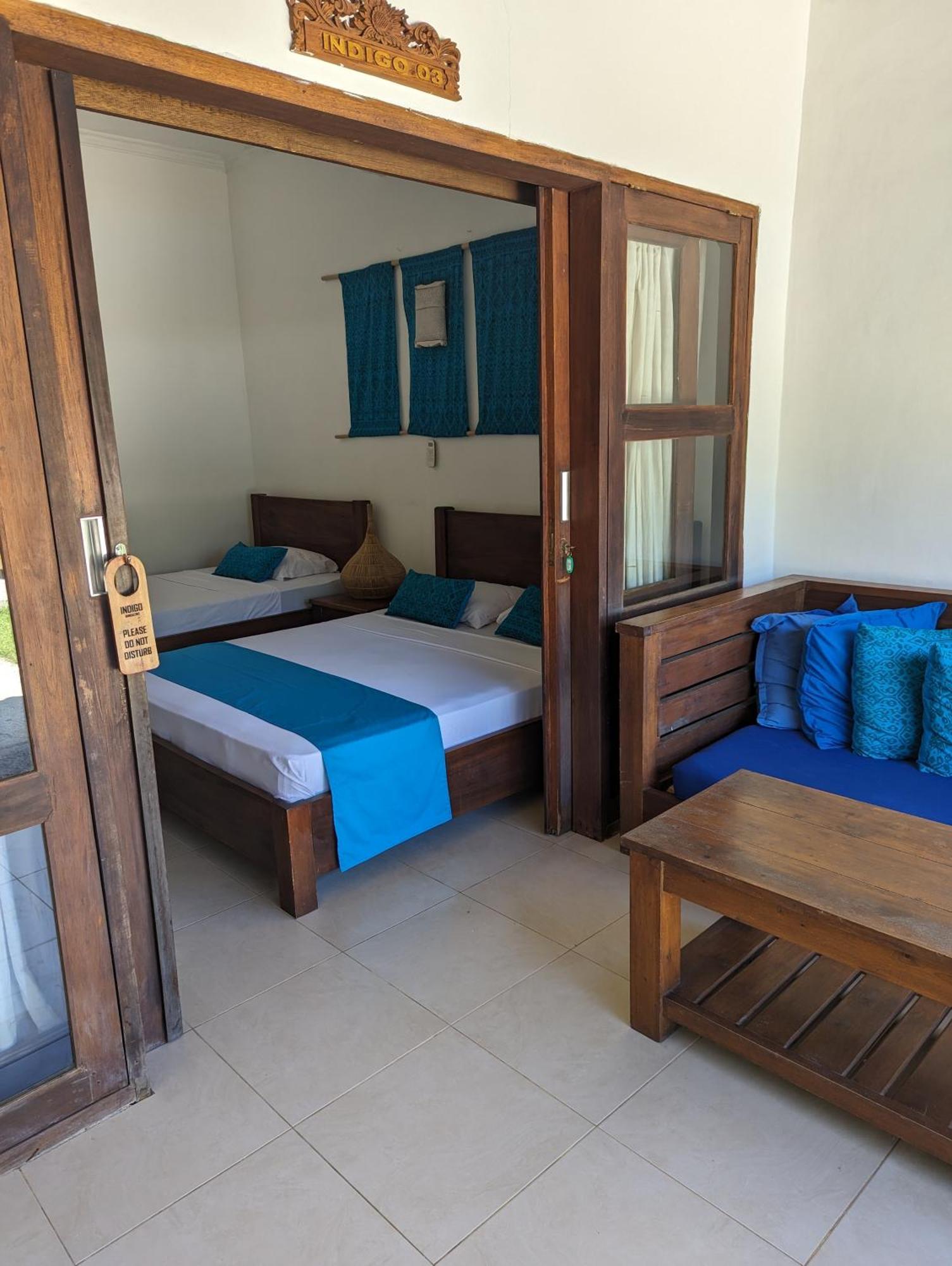 Indigo Bungalows Gili Trawangan Exterior photo